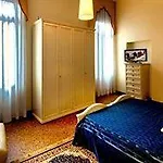 Bed & Breakfast Ca' Cappellis Venedig