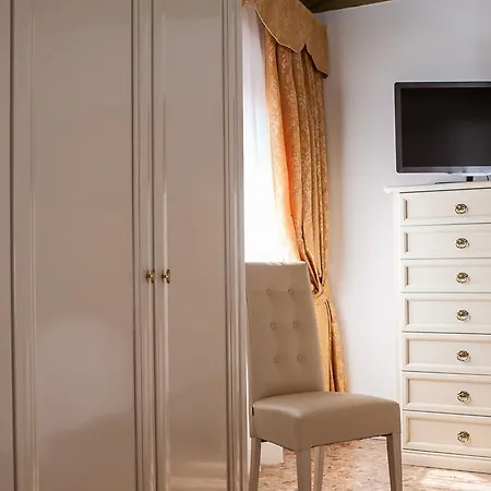 住宿加早餐酒店 卡卡佩利斯住宿加早餐旅馆 4*