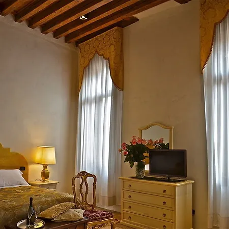 Bed & Breakfast Ca' Cappellis - Luxury And Exclusive 4*